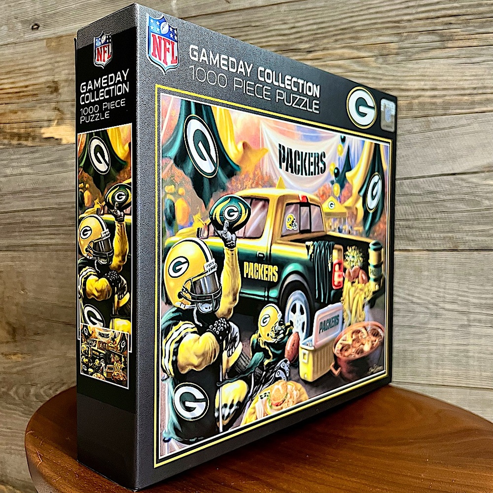 FLASH SALE✨NFL Puzzle, Green Bay Packers Tailgating Day, Green & Gold